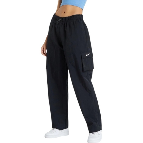 Nike Pants - Nike Sportswear Essential Woven Cargo Pants L Black High Rise Athleisure Utility